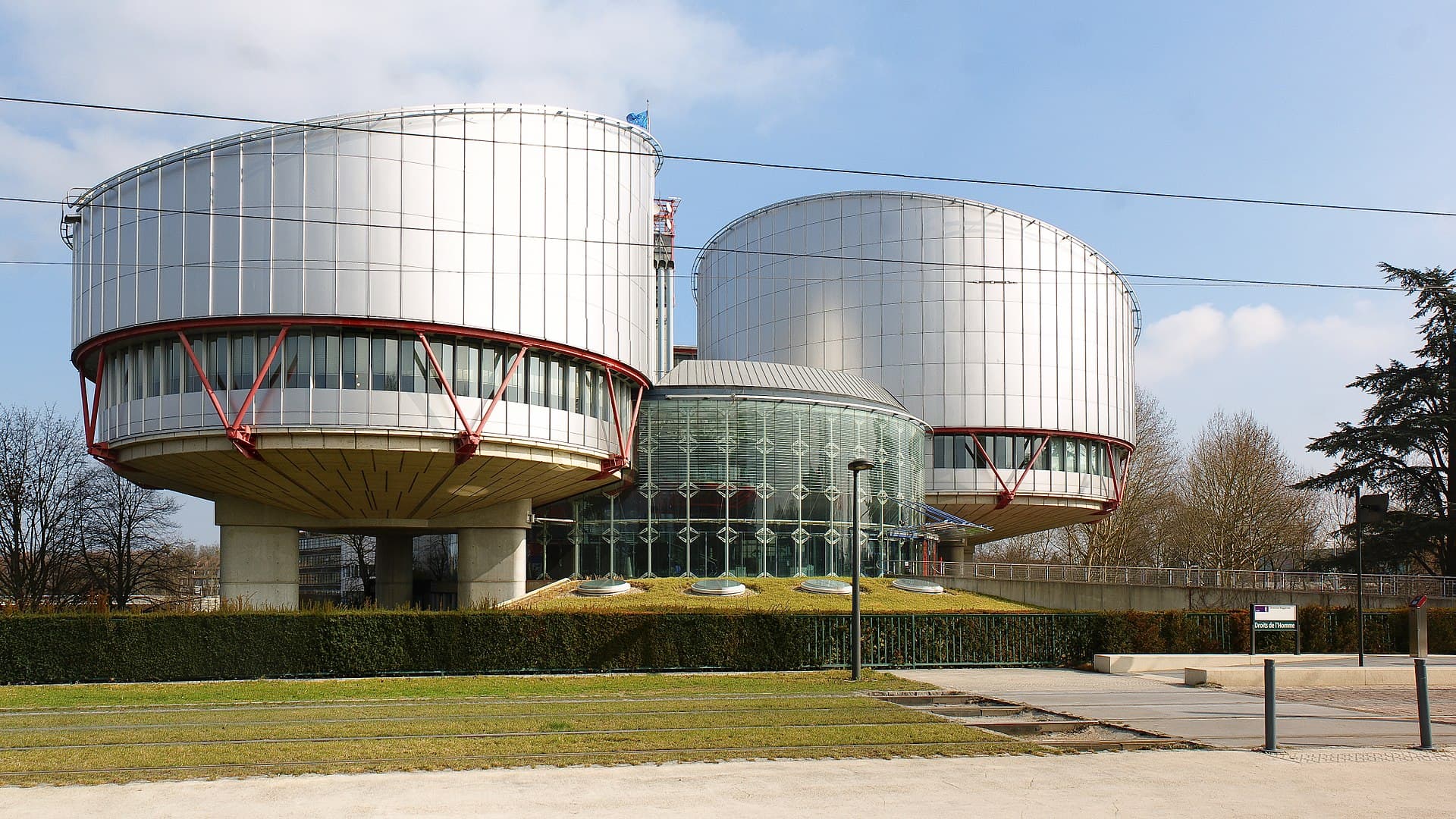 Zamach ETPCz na prerogatywę prezydenta. Sędzia demaskuje bezprawne działanie