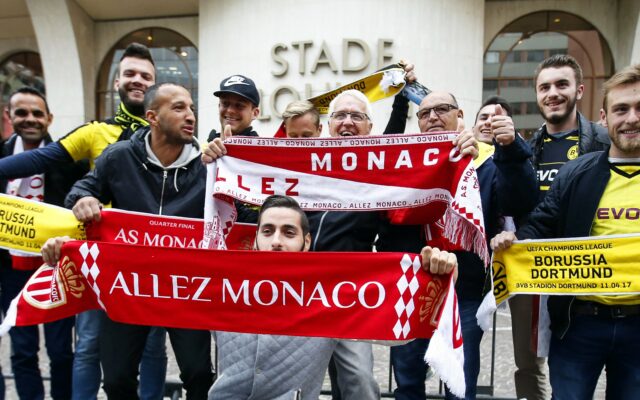 Kibice AS Monaco i Borussi Dortmund I Fot. PAP/EPA/GUILLAUME HORCAJUELO