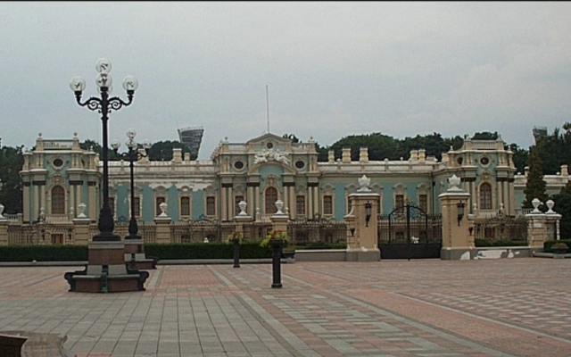 Pałac Maryjski w Kijowie należący do Kancelarii Prezydenta | Fot. domena publiczna