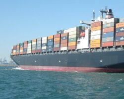 Zgodnie z treścią umowy,  turecka firma SCK Temsicilik uzyskała wyłączność na monitorowanie wszelkich dóbr importowanych do stolicy Libii Trypolisu drogą morską. Umowa udziela firmie także bezprecedensowego mandatu na kontrolowanie libijskiego importu. Fot.: Needpix.com