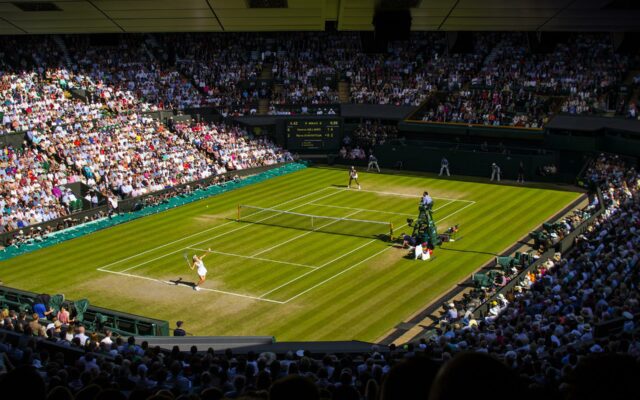 tenis, Wimbledon; zdjęcie davidkenny91 z Pixabay