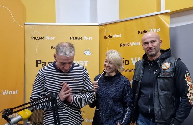 (Od lewej) Konrad Mędrzecki, Magdalena Woźniak i Hubert Banasiewicz |  fot. Radio Wnet