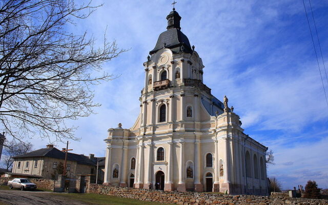 Kościół w Mikulińcach / Fot. Bumbaka, Wikimedia Commons