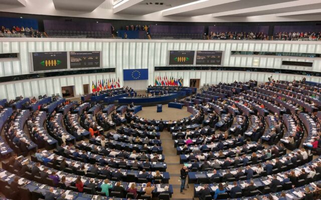 Sala plenarna Parlamentu Europejskiego w Strasburgu / Fot. Mikołaj Murkociński